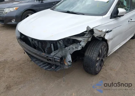 2017 Nissan Sentra Sr from USA, damaged, VIN 3N1AB7AP9HY217652